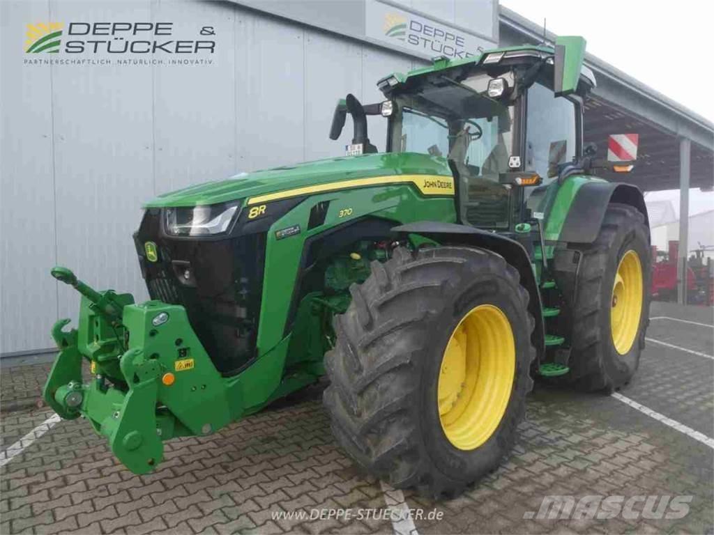 John Deere 8R 370 Trattori
