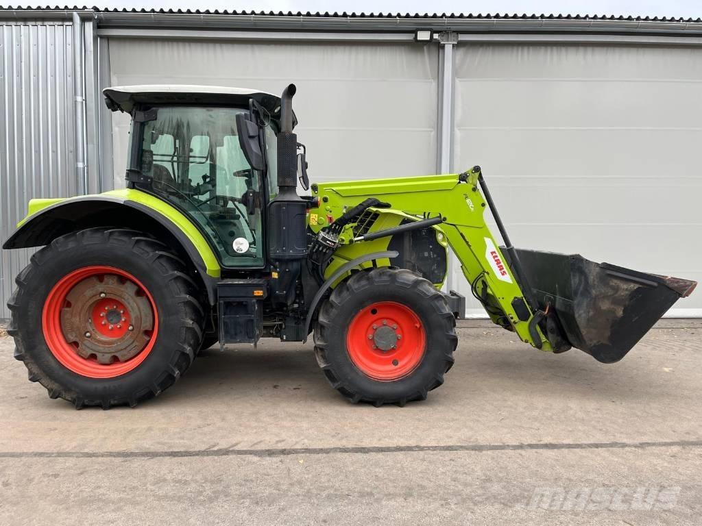 CLAAS Arion 530 CIS Trattori