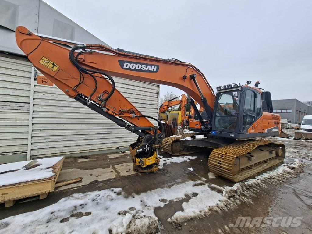 Doosan DX 255 LC-5 Escavatori cingolati