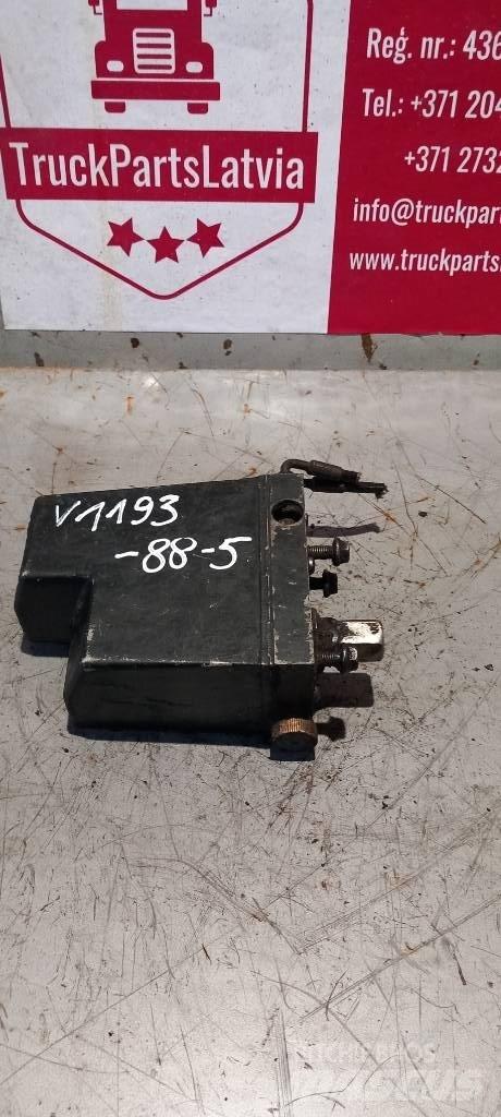 Volvo FH 12.   20917279 Componenti idrauliche