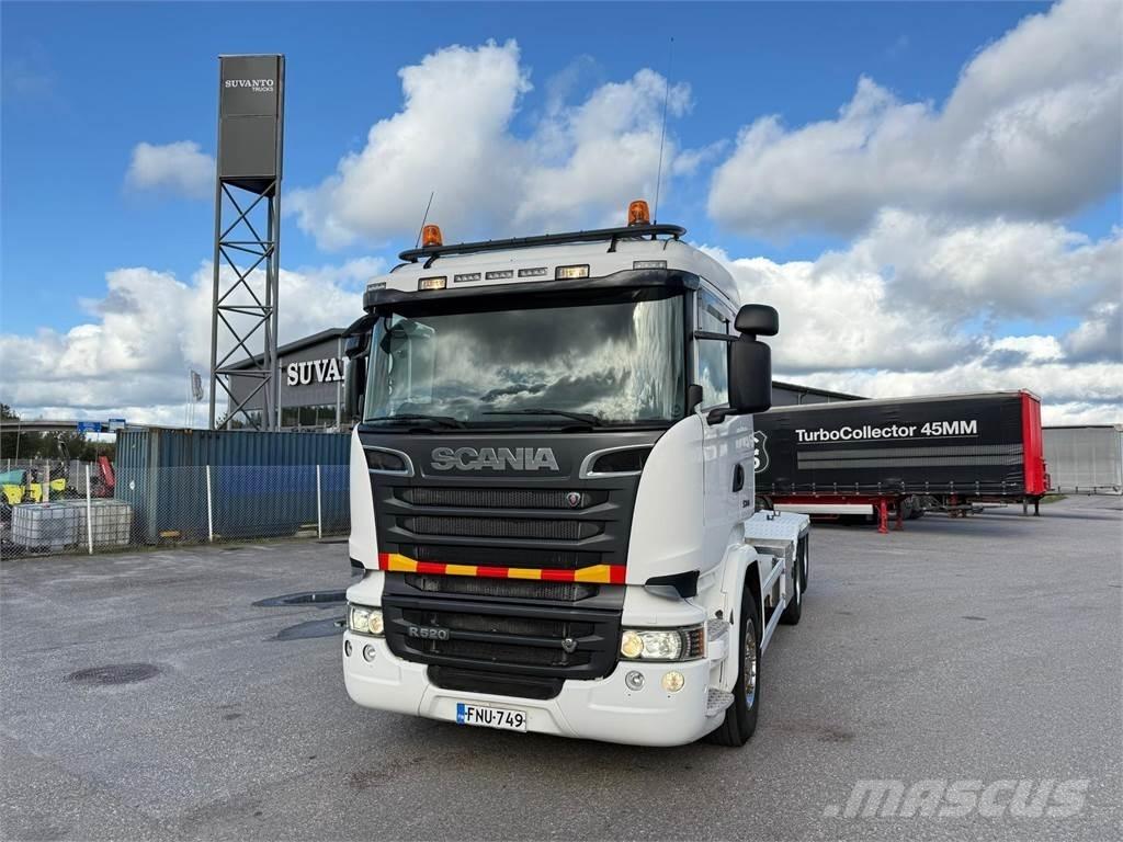 Scania R 520 6X2 Camion con gancio di sollevamento