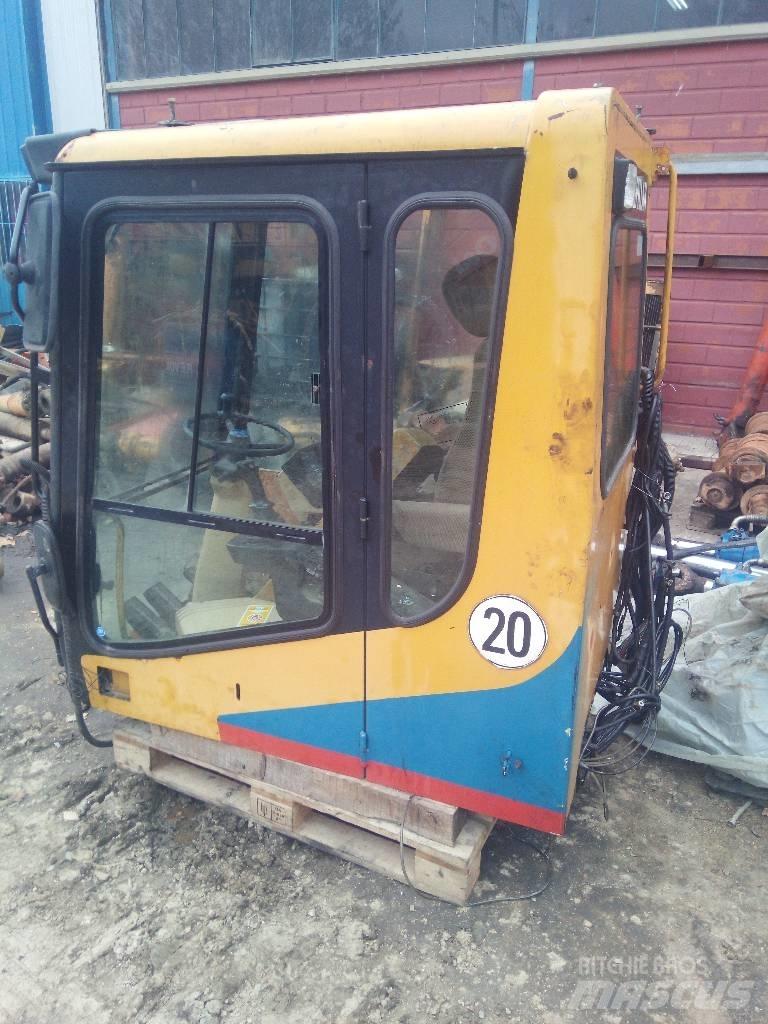 CAT M 320 Cabine e interni
