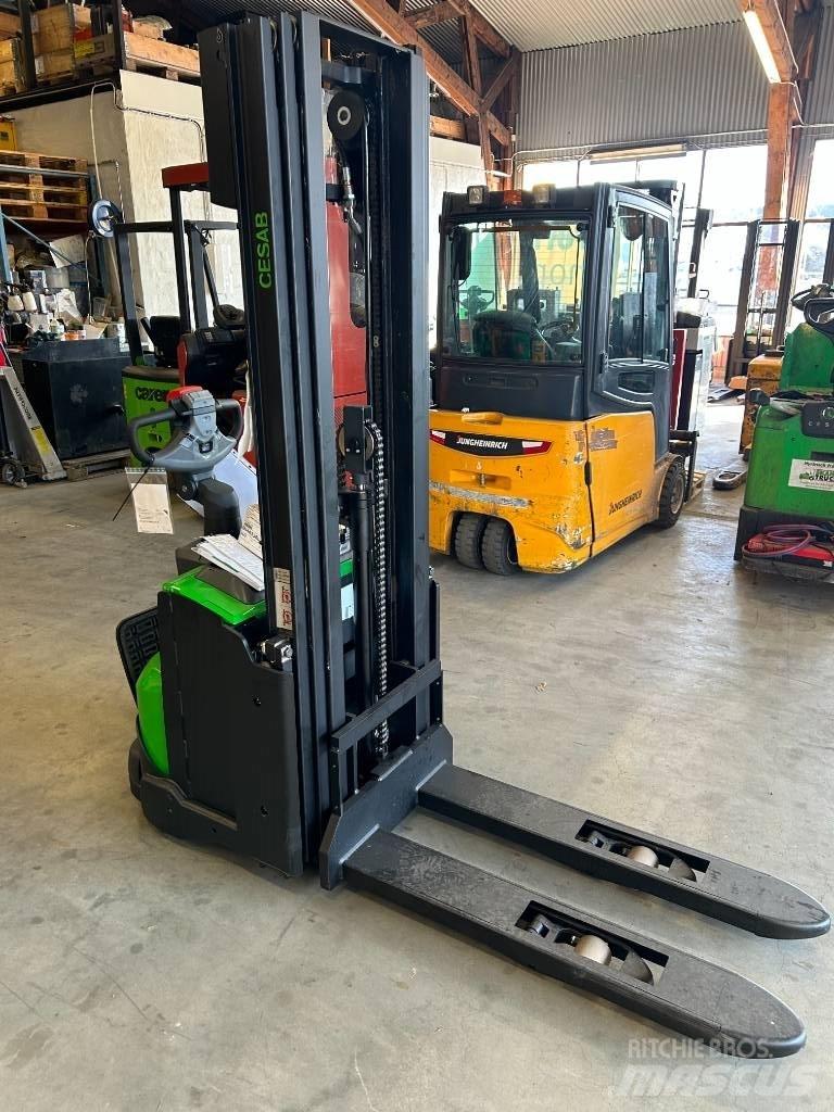 Cesab S 212 L Transpallet uomo a terra