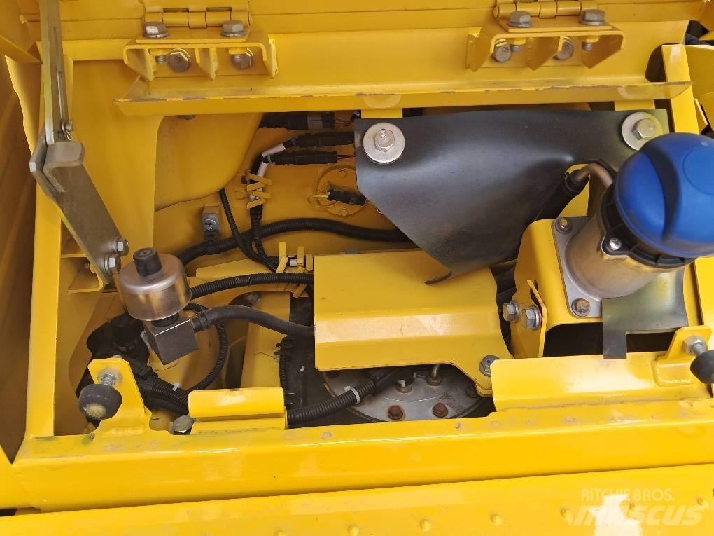 Komatsu PC210LCI-11 Escavatori cingolati