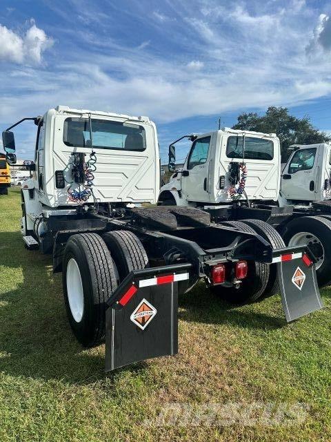 International MV607 Motrici e Trattori Stradali