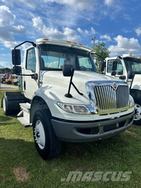 International MV607 Motrici e Trattori Stradali