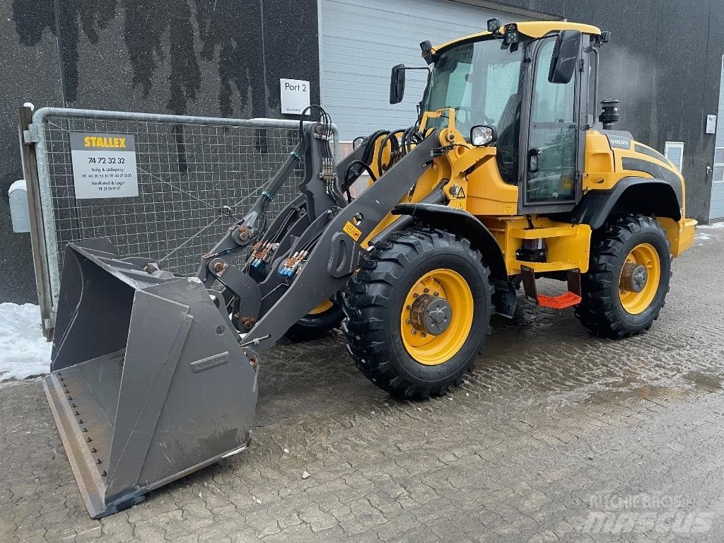 Volvo L45H 30 km/t Pale gommate