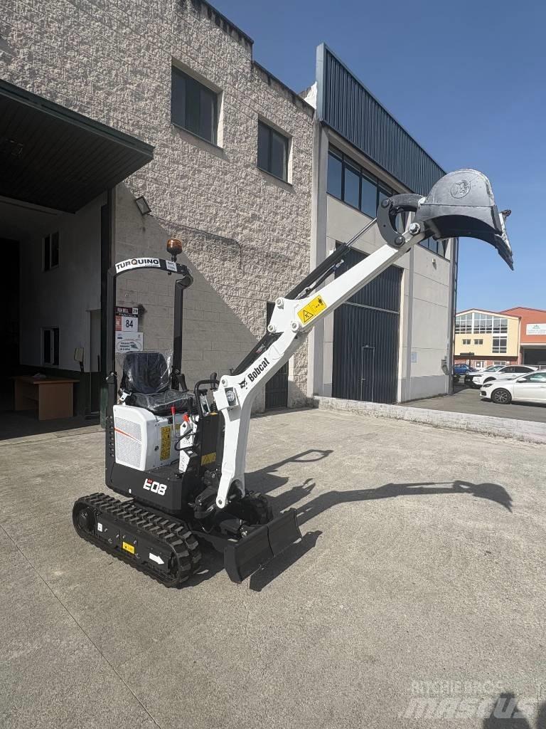 Bobcat E 08 Miniescavatori