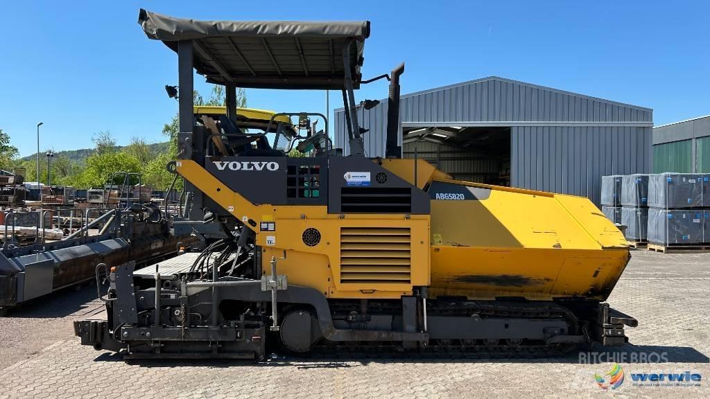 Volvo ABG TITAN 5820 Finitrici