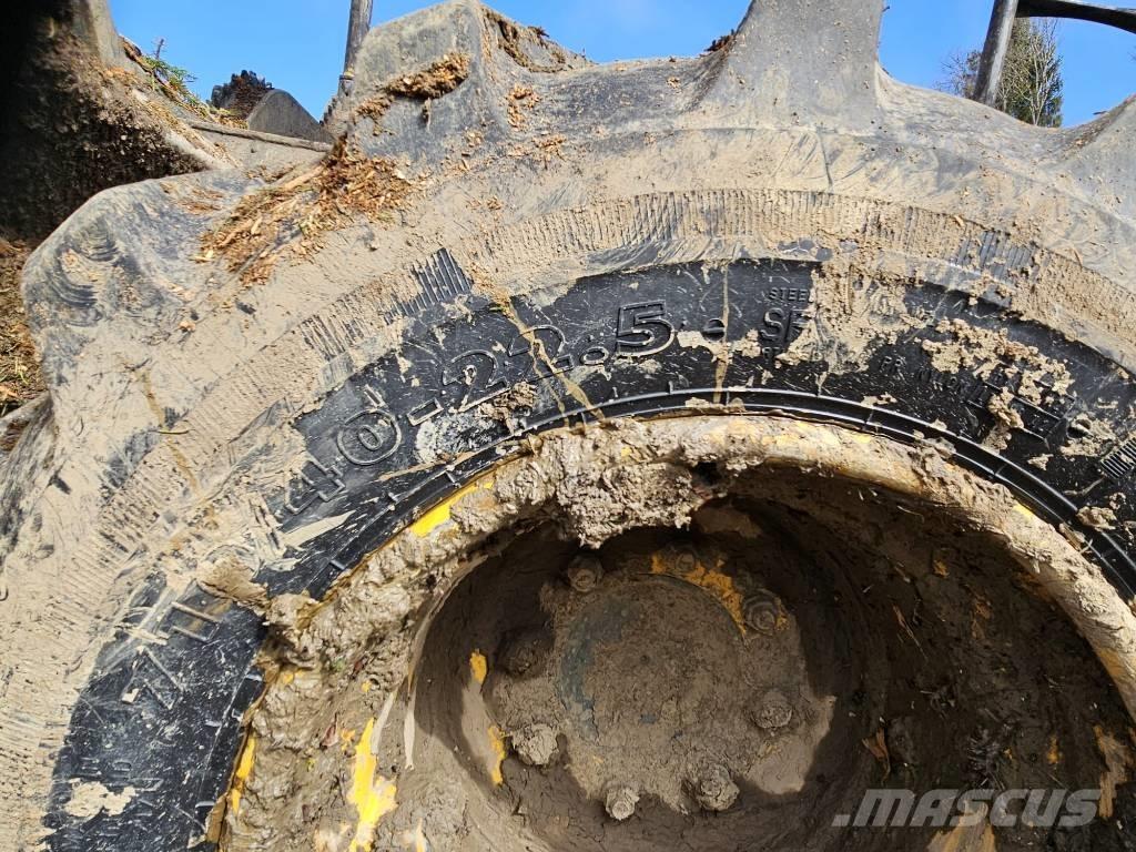 HSM 805 F Trattori Forestali