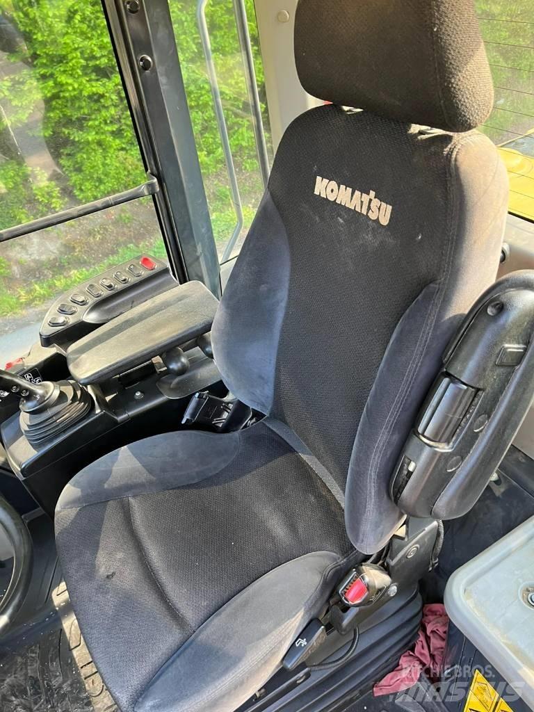 Komatsu WA 380-8 Pale gommate