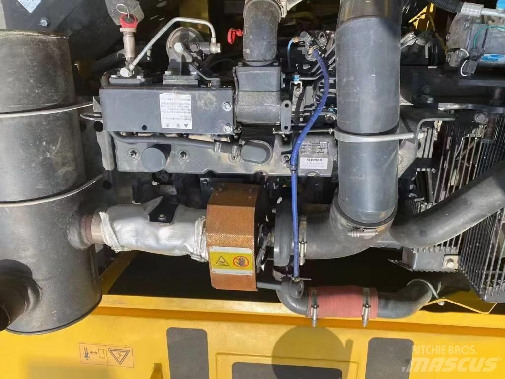 Komatsu 350-7 Escavatori cingolati