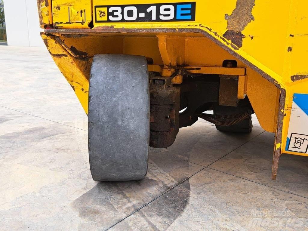 JCB TLT 30-19E Carrello retrattile