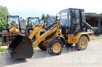 CAT 902 Pale gommate