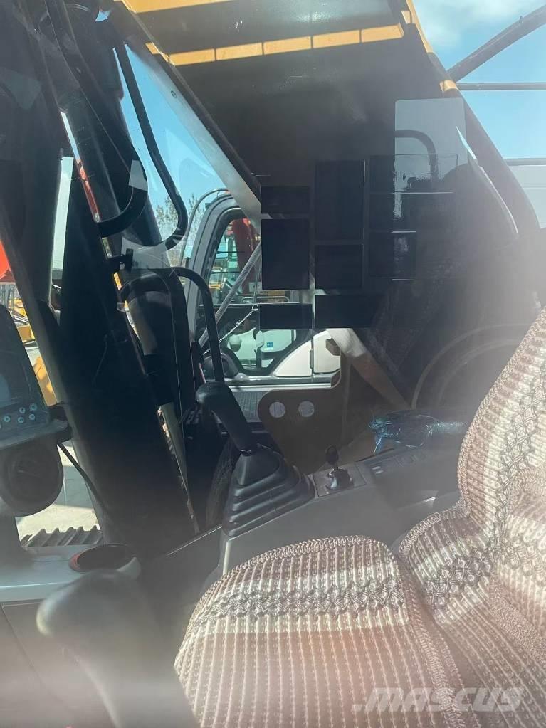 CAT 330D2 Escavatori cingolati