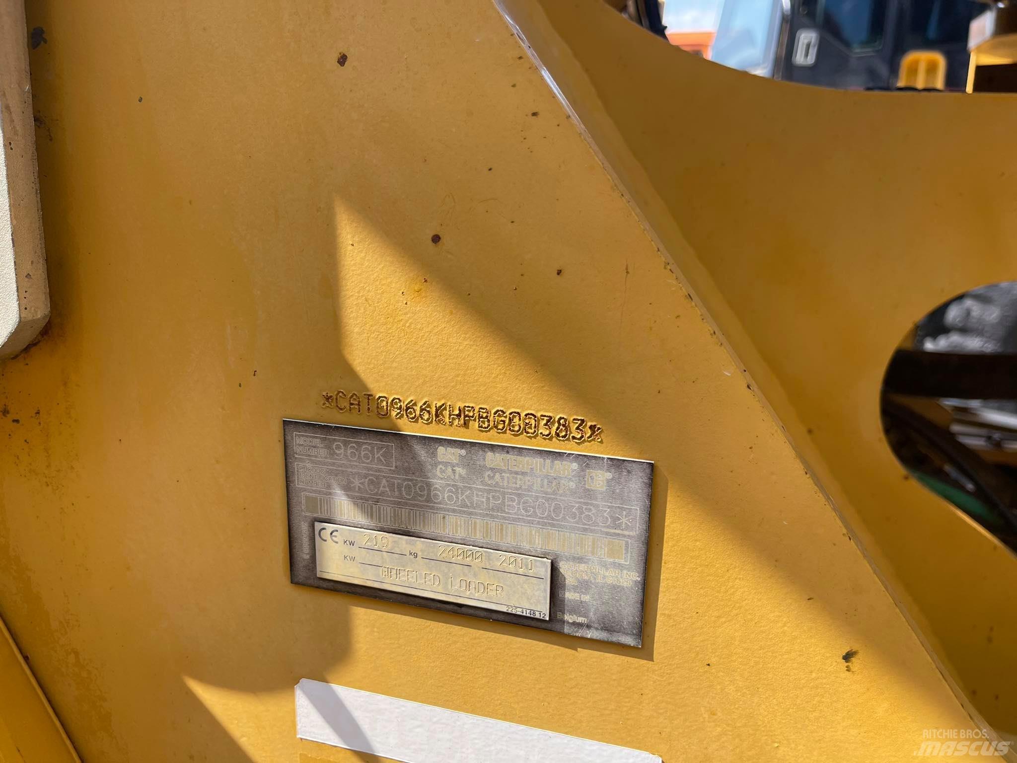 CAT 966K Pale gommate