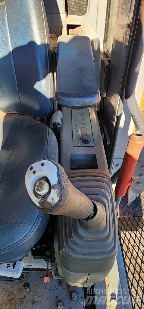 Hitachi ZX 225 USR Escavatori cingolati