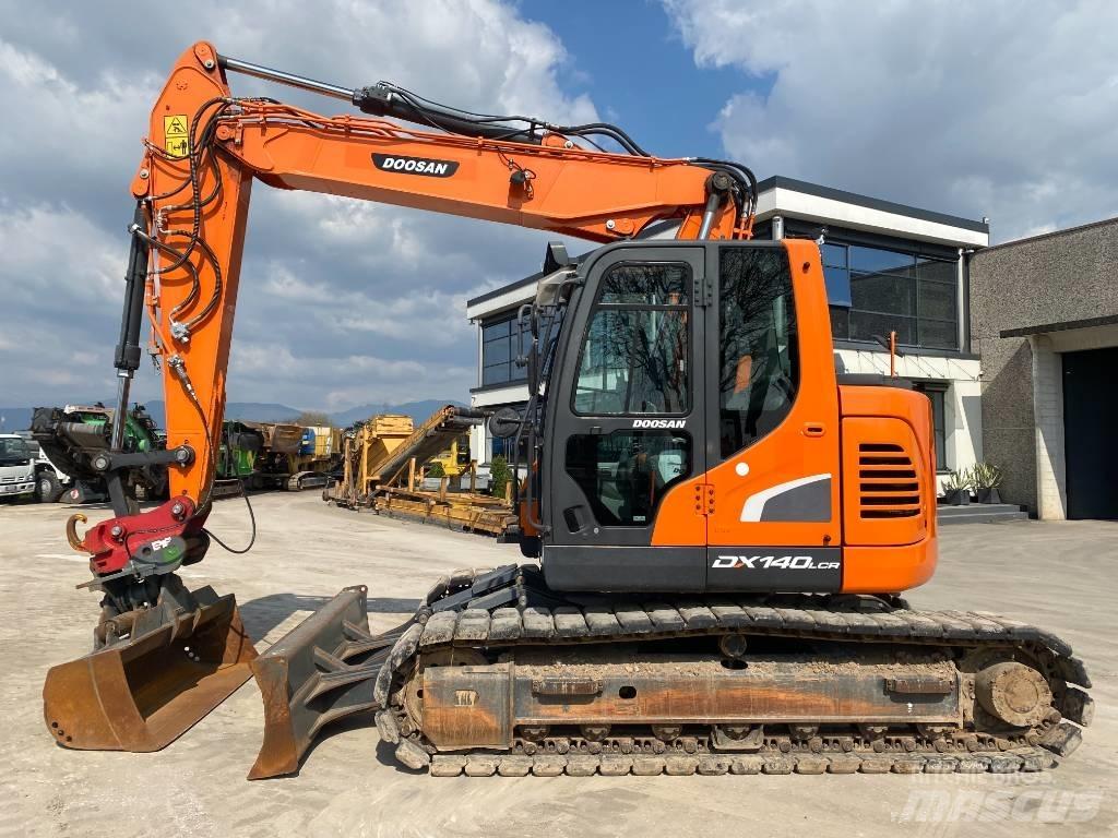 Doosan DX 140 LCR-5 Escavatori cingolati
