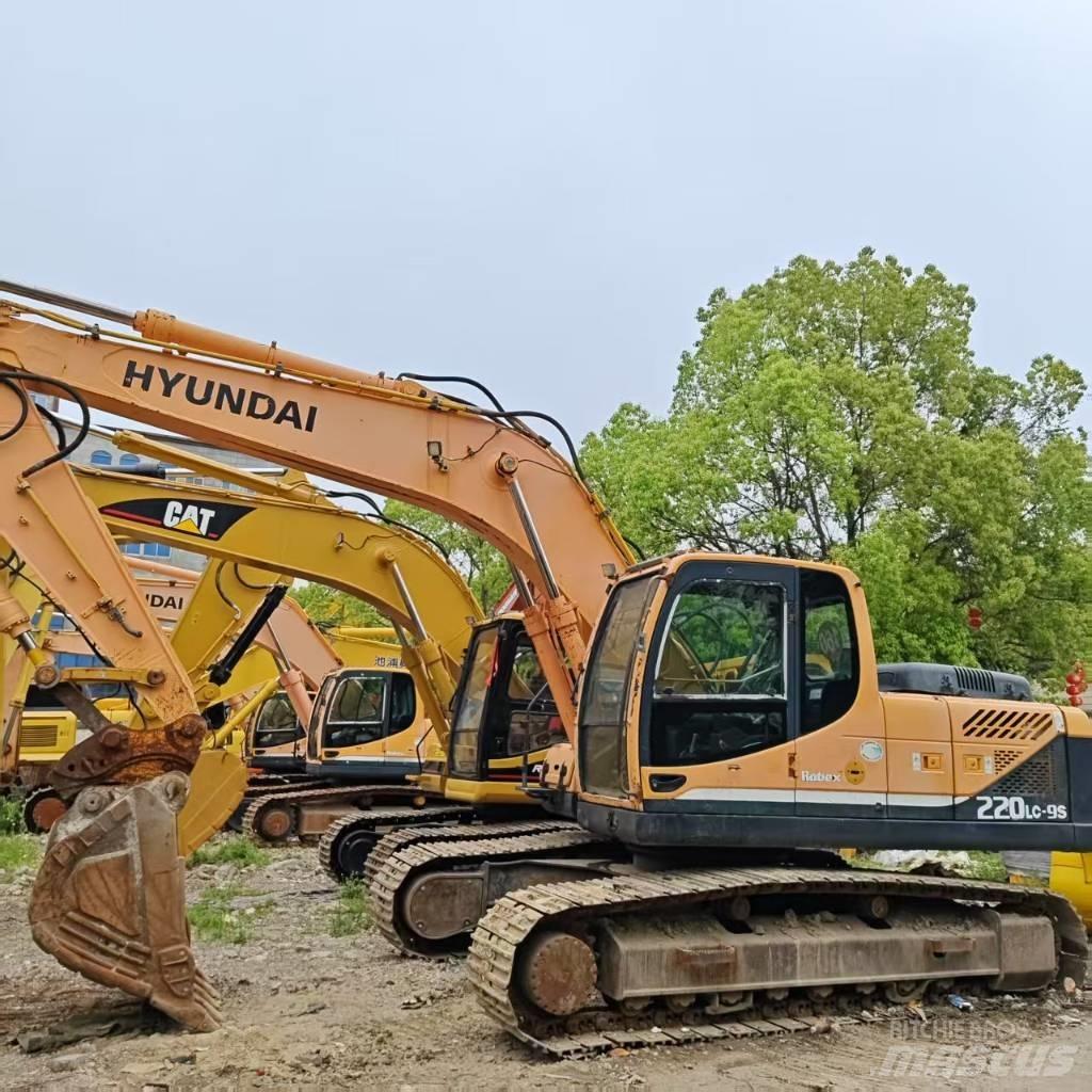 Hyundai Robex 220-9 Escavatori cingolati