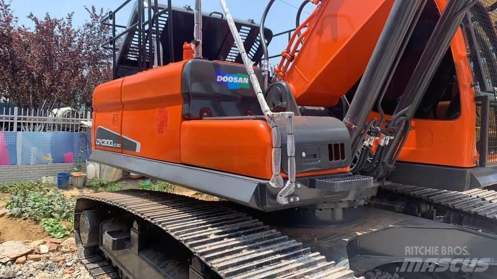Doosan DX 300 LC Escavatori cingolati