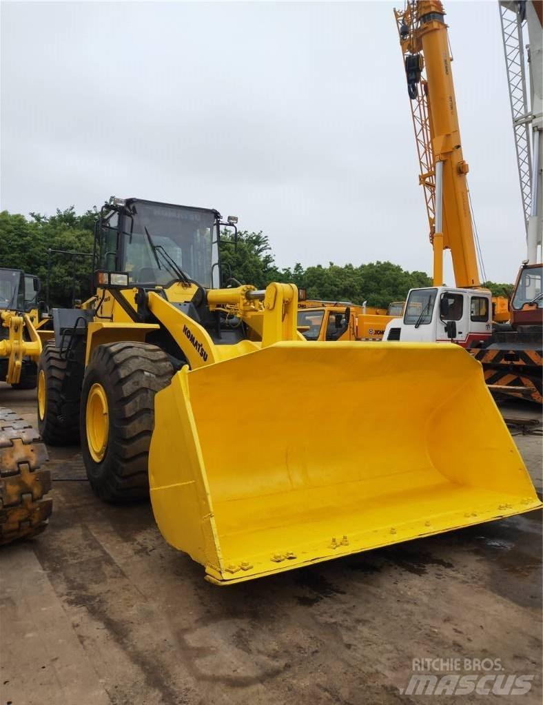 Komatsu WA 380 Pale gommate
