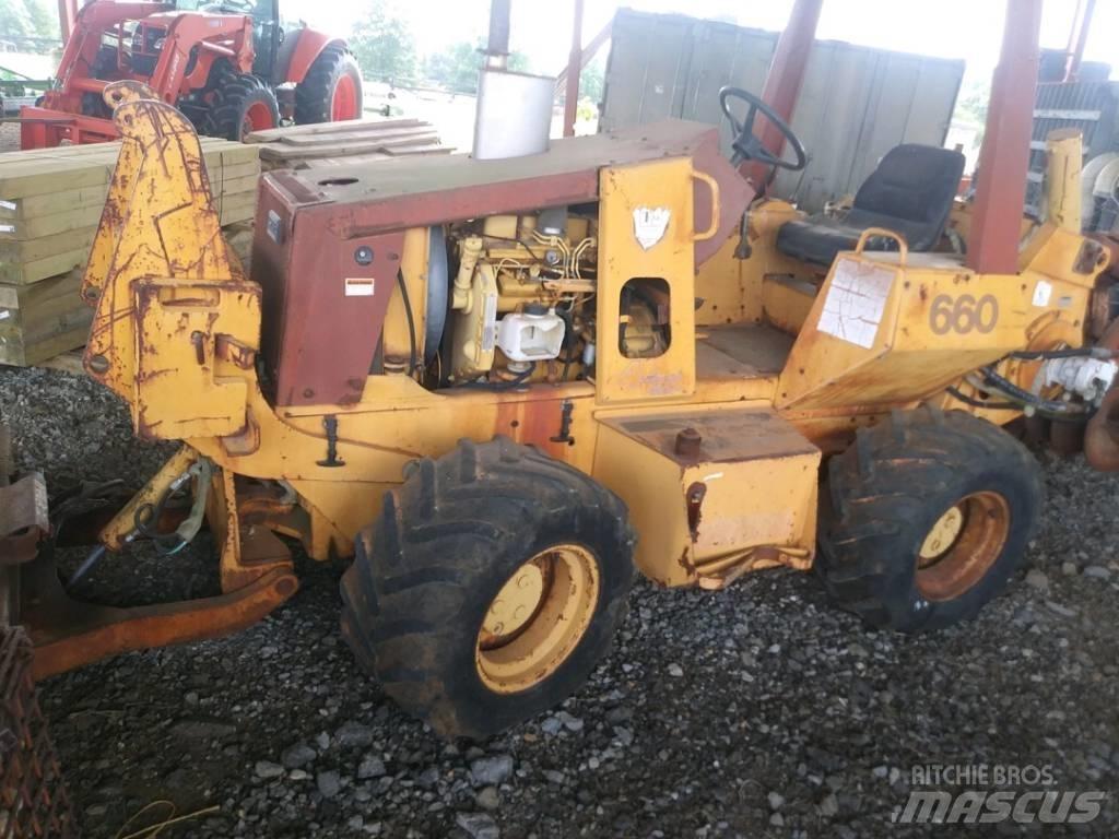 CASE 660 Scavafossi