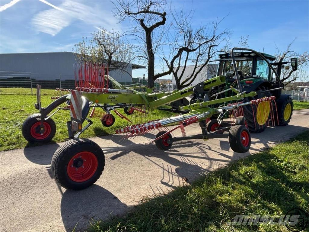 CLAAS Liner 2700 Falciandanatrici