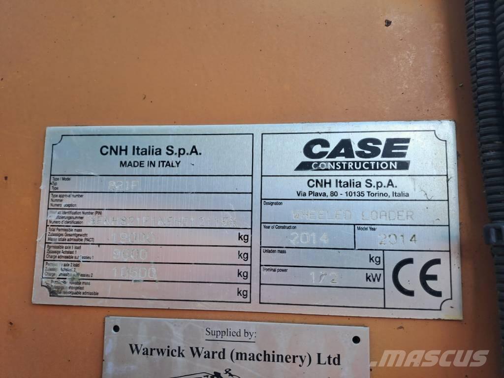 CASE 821 FXR Pale gommate