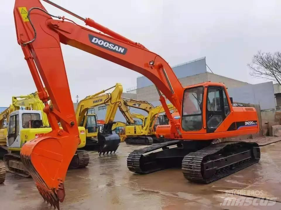 Doosan DH 220 Escavatori cingolati