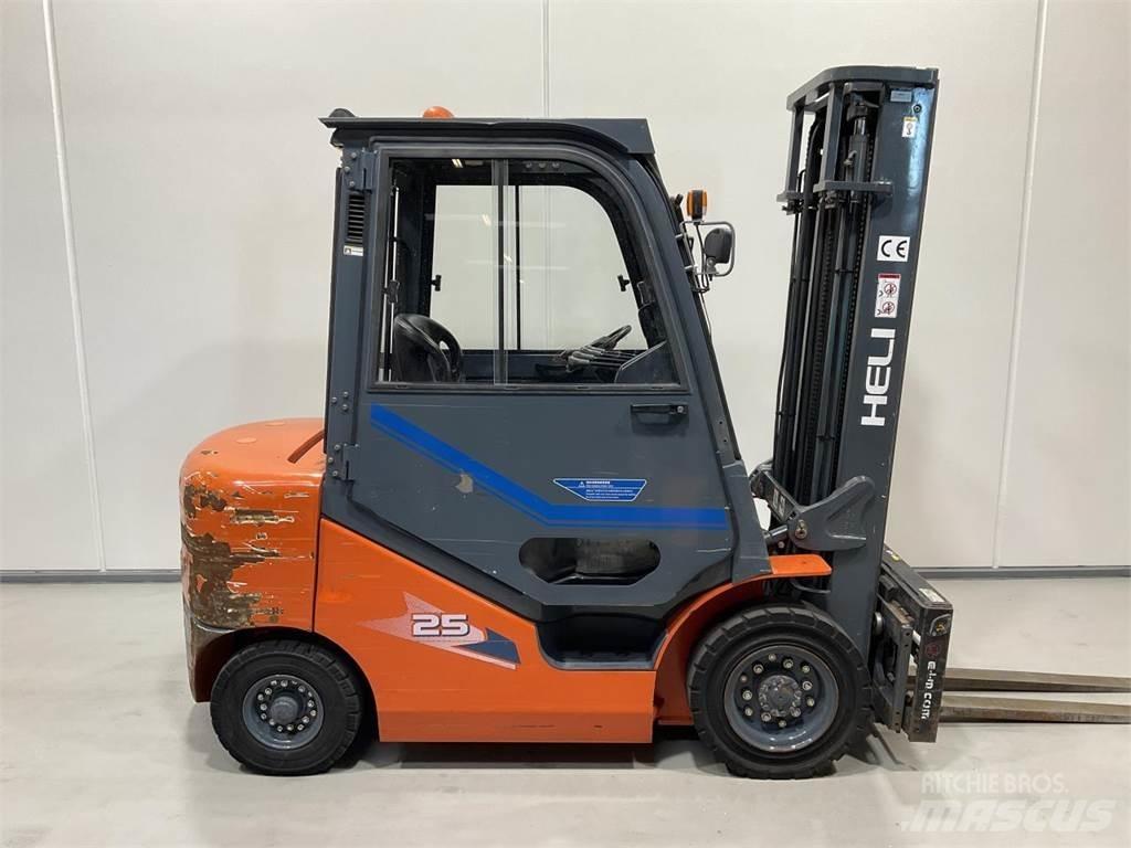 Heli CDCP25 Carrelli elevatori diesel