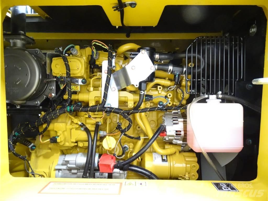 CAT 310 Escavatori cingolati