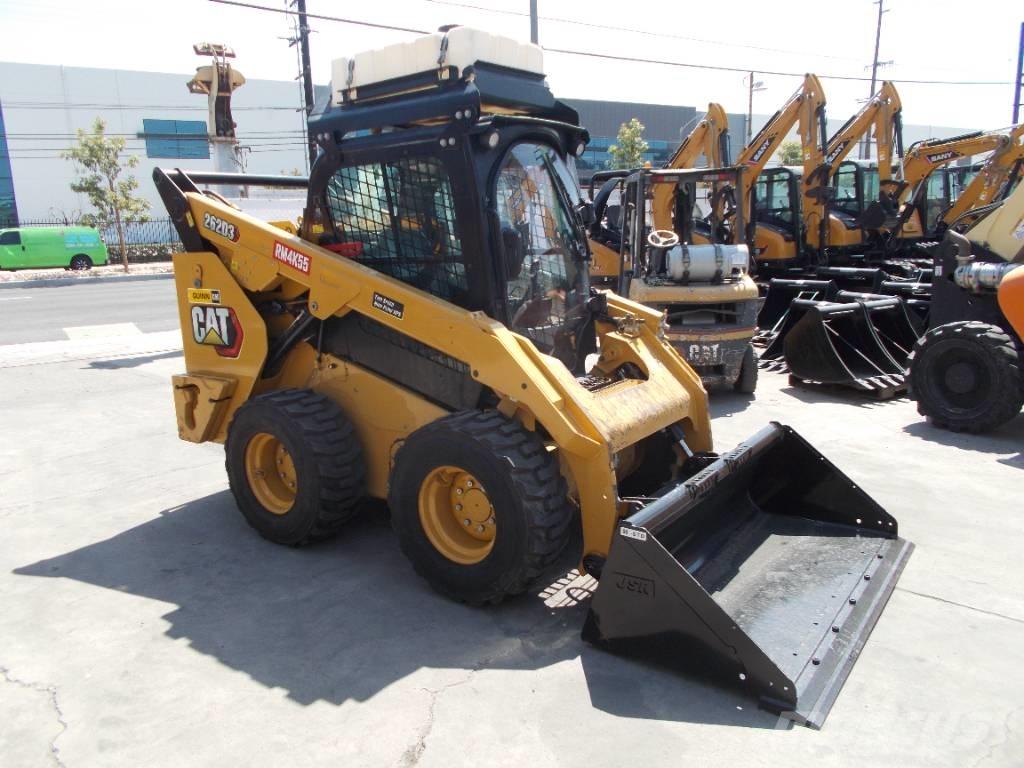 CAT 262D3 Mini Pale Gommate