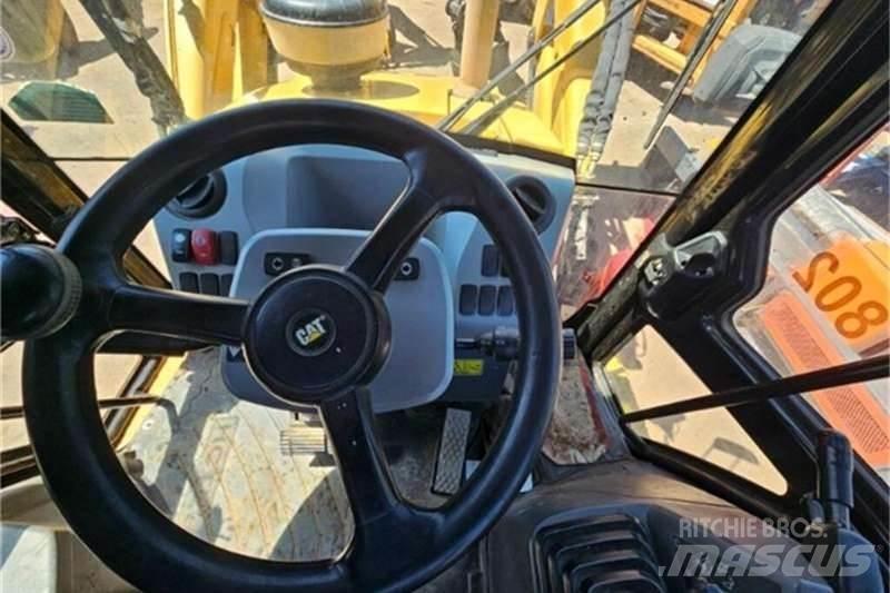CAT 426F2 TLB Terne