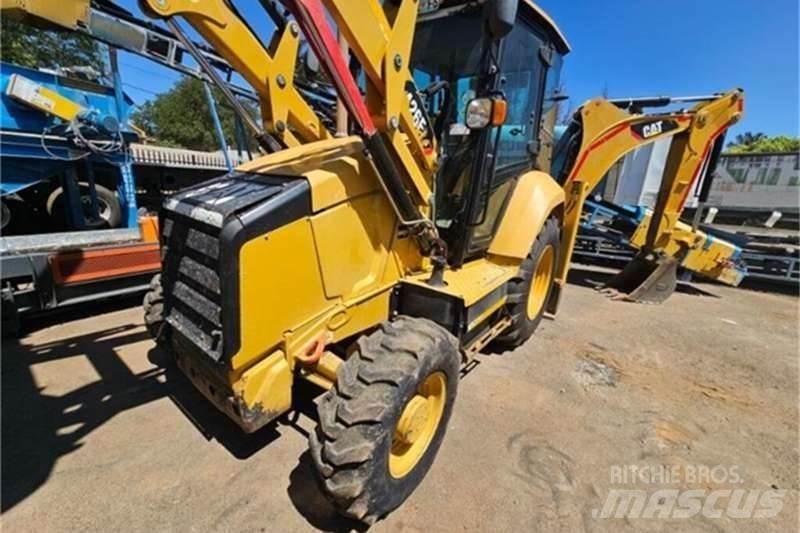 CAT 426F2 TLB Terne