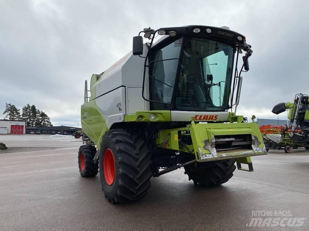 CLAAS Tucano 430 Mietitrebbiatrici