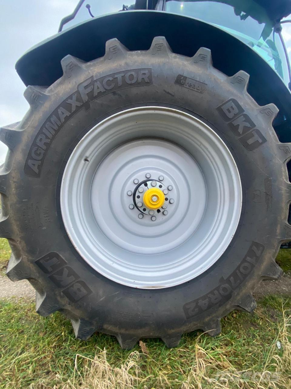 New Holland T7.230 Trattori