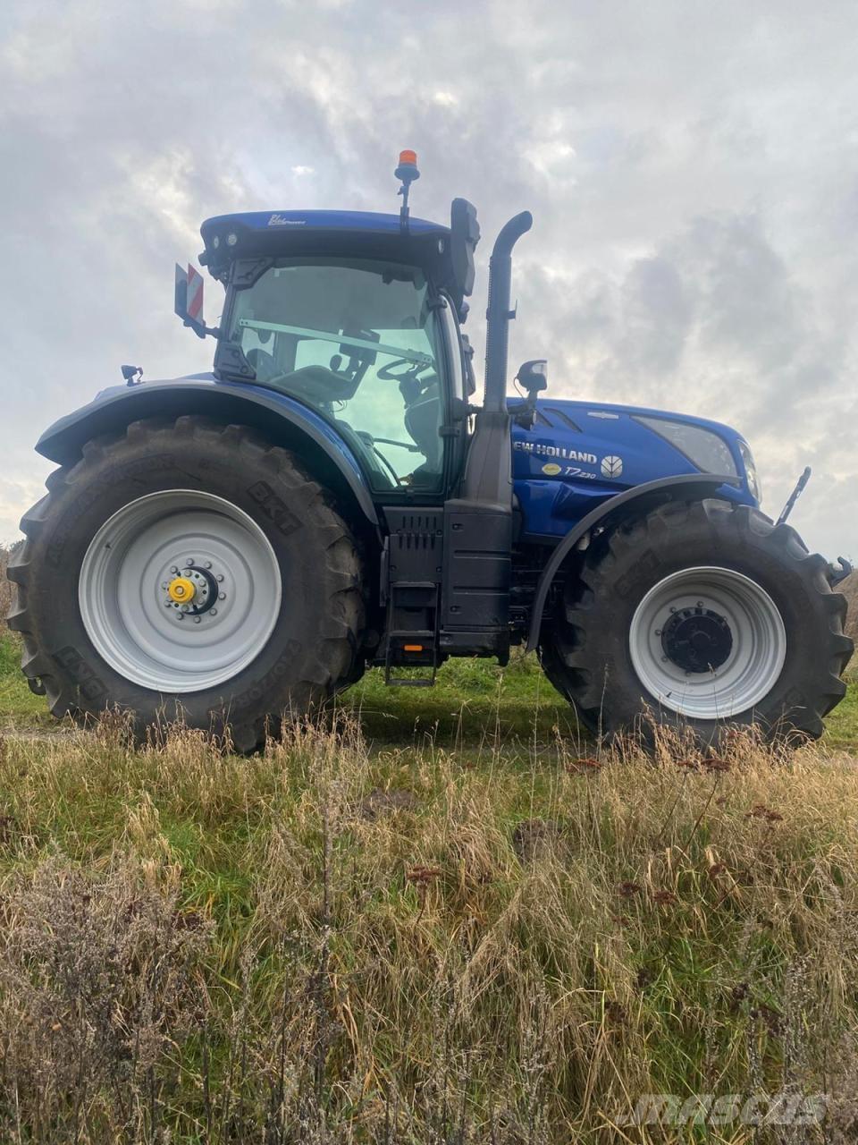 New Holland T7.230 Trattori