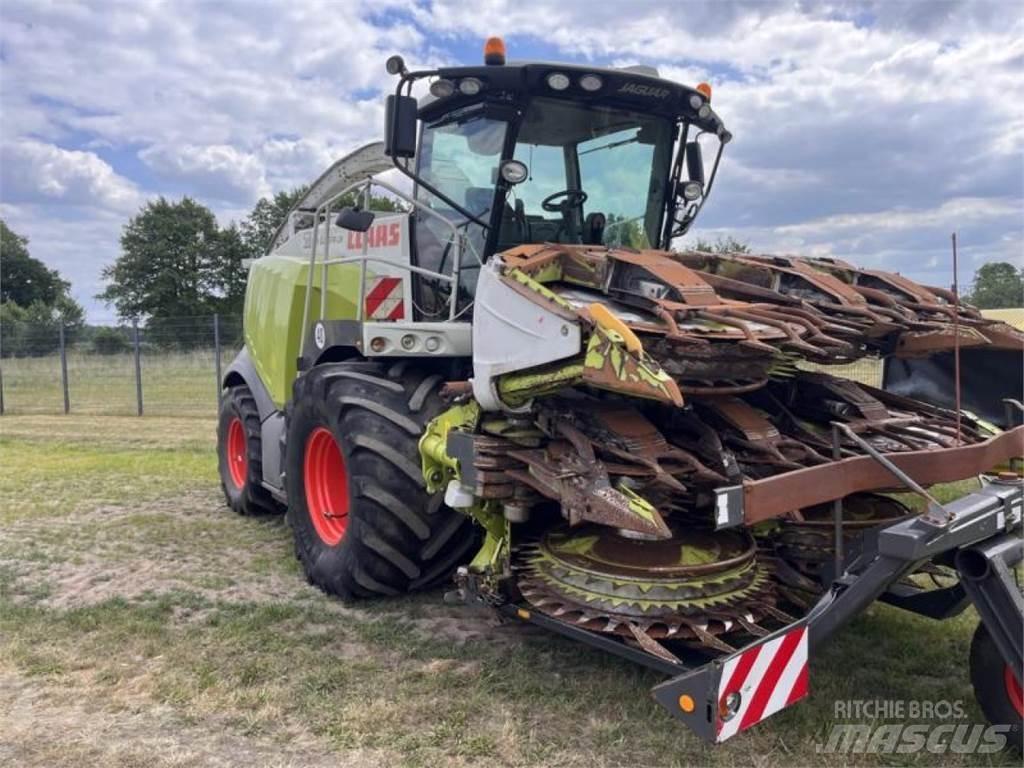 CLAAS Jaguar 980 Trince semoventi