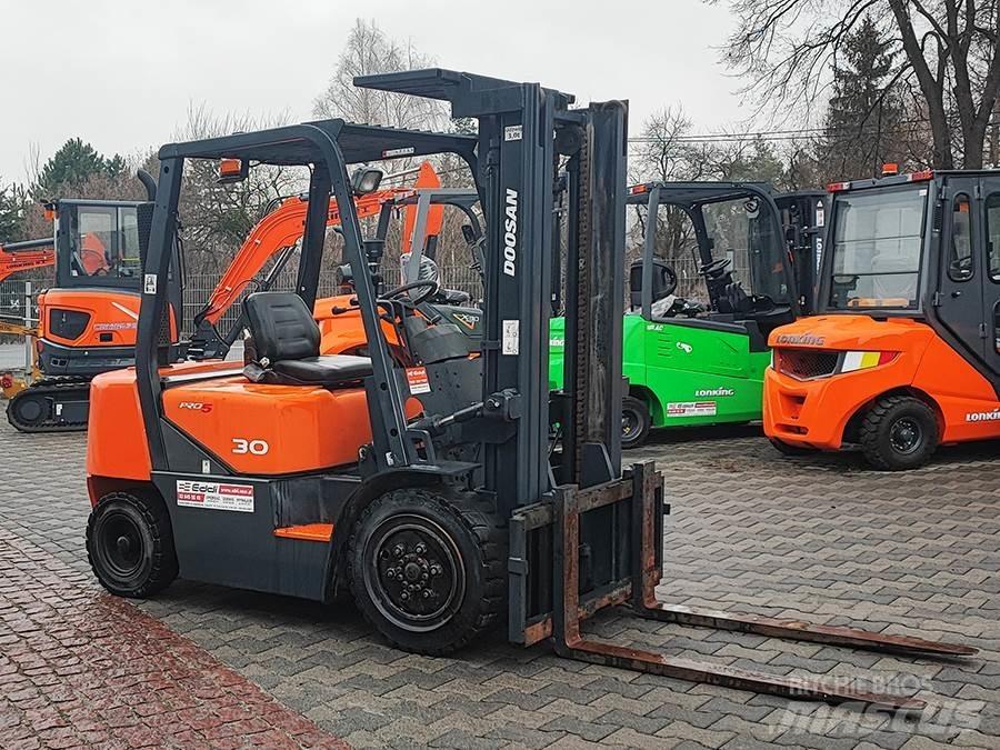 Doosan D30G Carrelli elevatori diesel