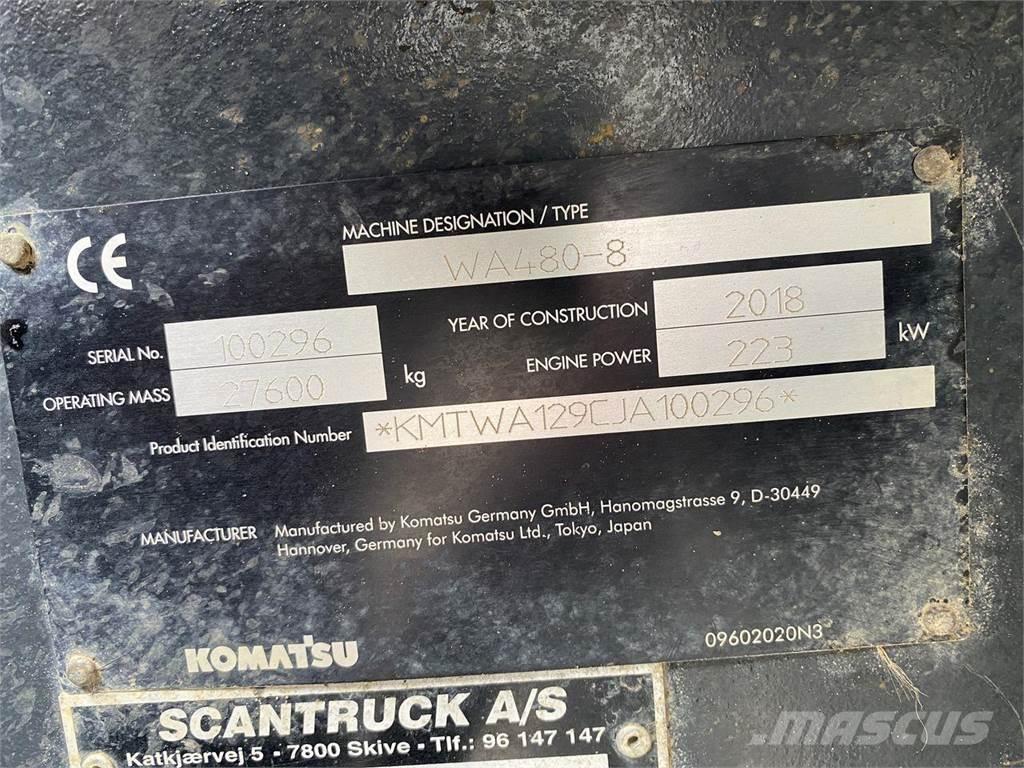 Komatsu WA480-8 Pale gommate