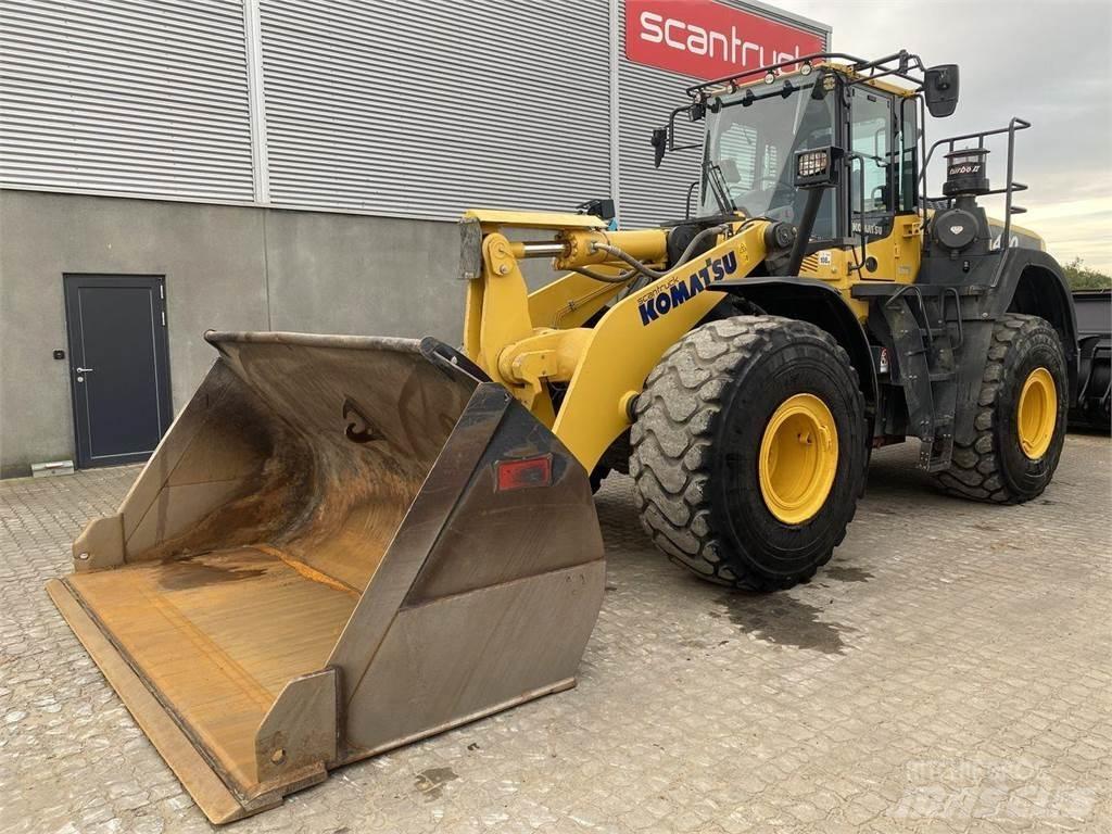 Komatsu WA480-8 Pale gommate