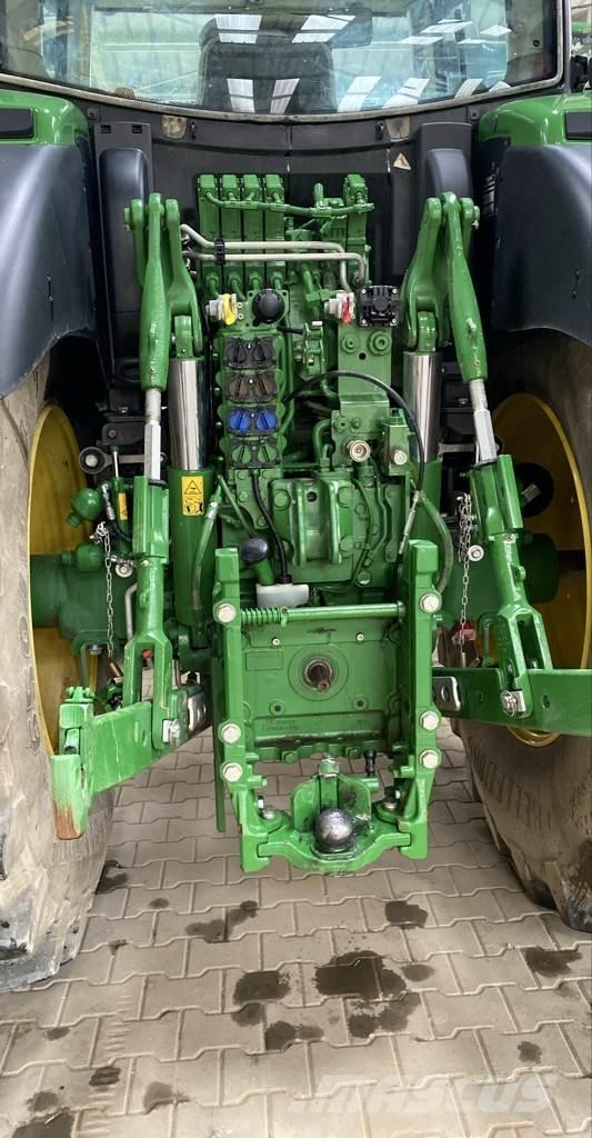 John Deere 6R 175 Trattori