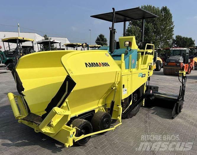 Ammann PW 350G Finitrici