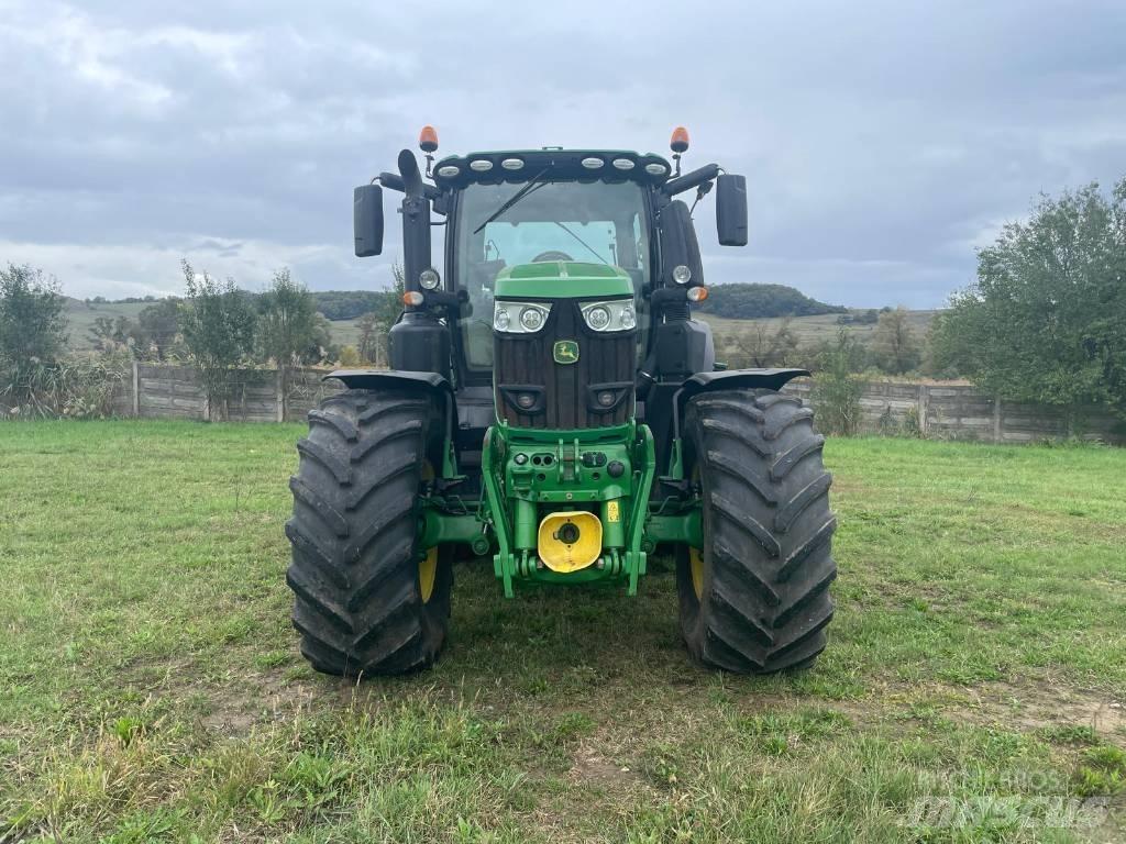John Deere 6250 R Trattori