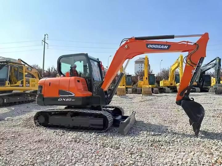 Doosan DX60-9C Escavatori cingolati
