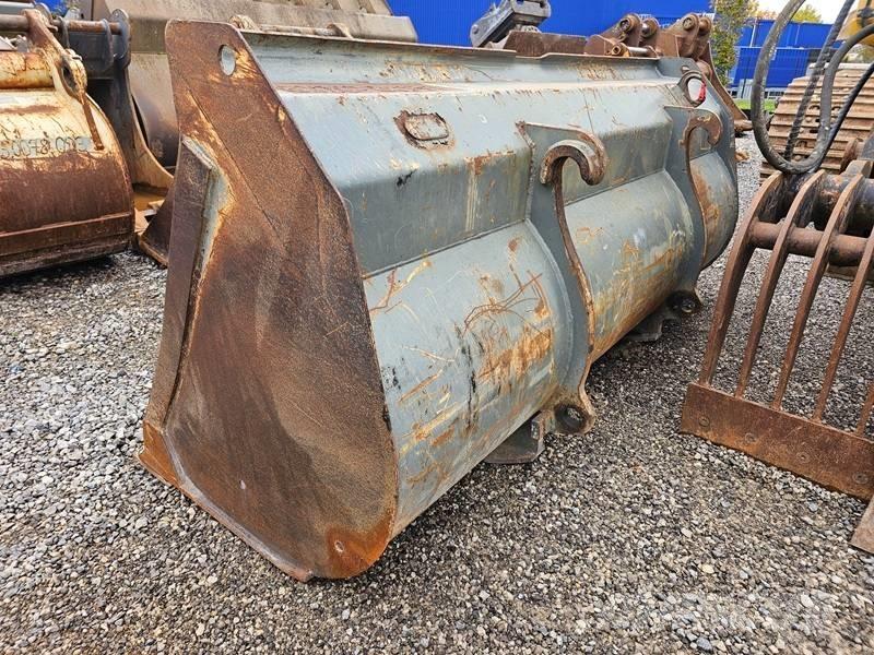 Liebherr L 514 Pale gommate