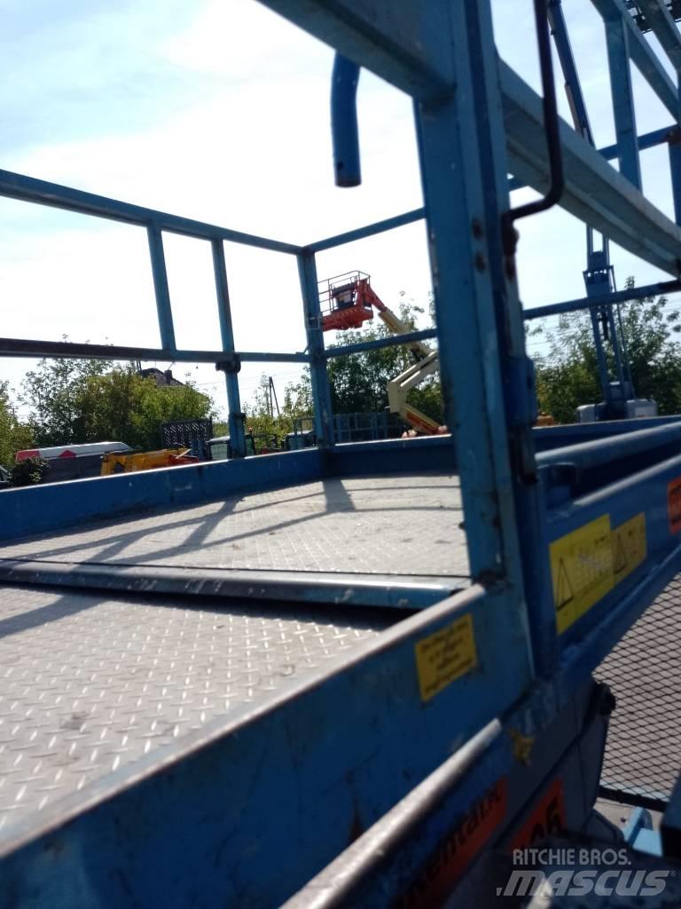 Genie GS 4390 Piattaforme a pantografo