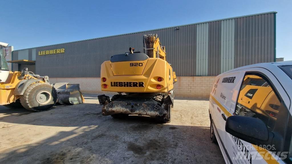 Liebherr A 920 Escavatori gommati