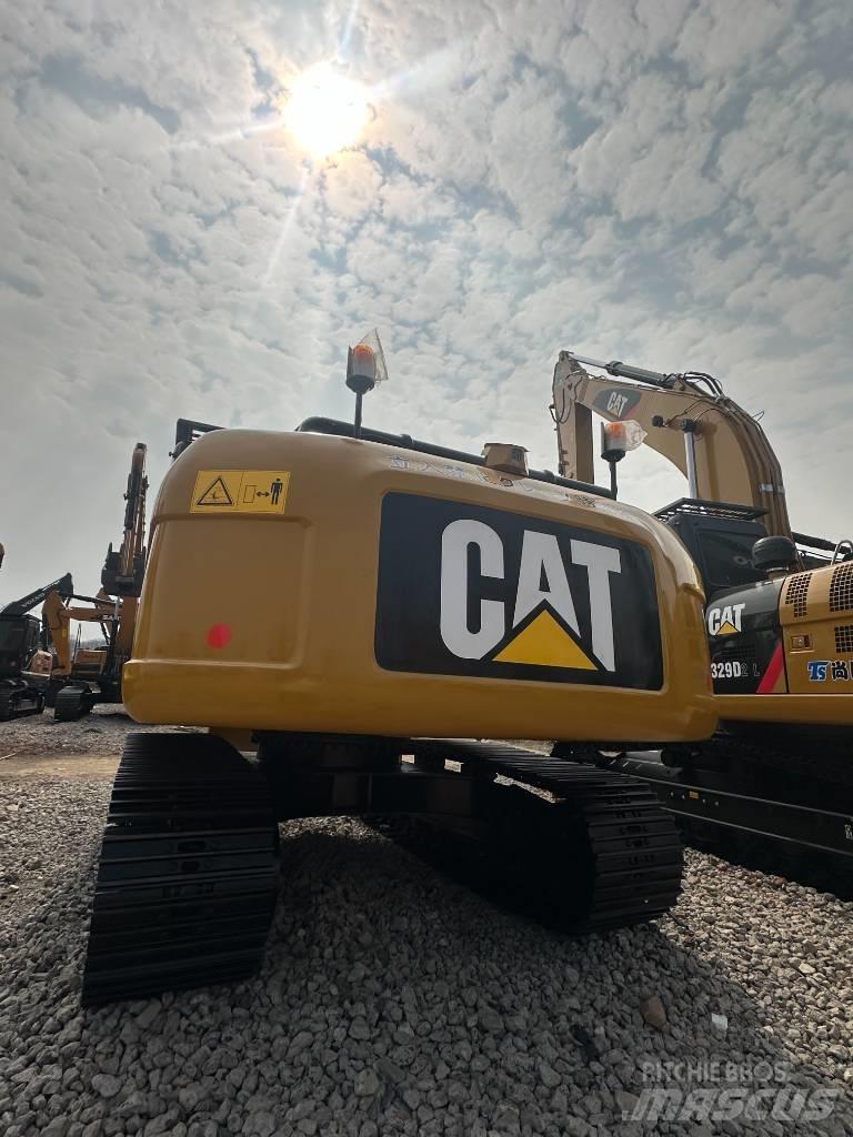 CAT 320 D Escavatori medi 7t - 12t