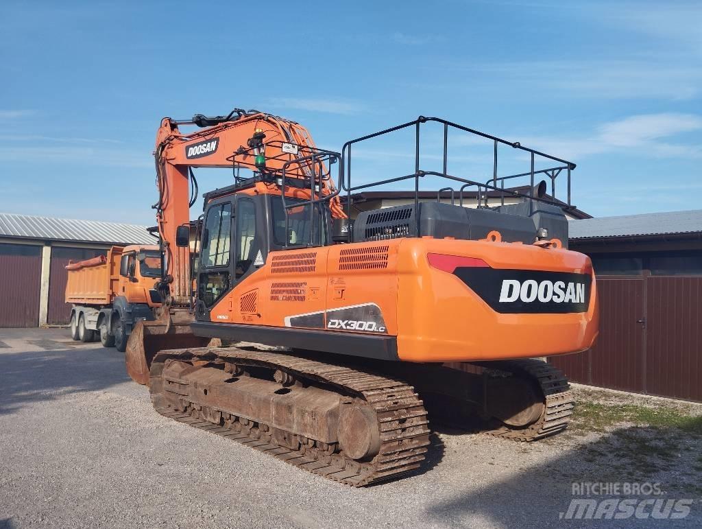 Doosan DX 300 LC Escavatori cingolati